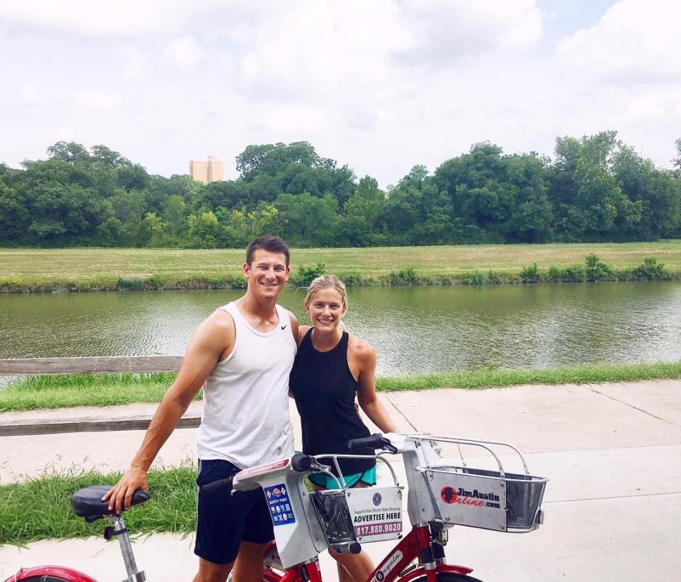 Sarah Summers ama practicar ciclismo. <a href="https://www.instagram.com/sarahr_summers/?hl=en" rel="nofollow noopener" target="_blank" data-ylk="slk:Foto: Sarah Summers/Instagram;elm:context_link;itc:0;sec:content-canvas" class="link ">Foto: Sarah Summers/Instagram</a>