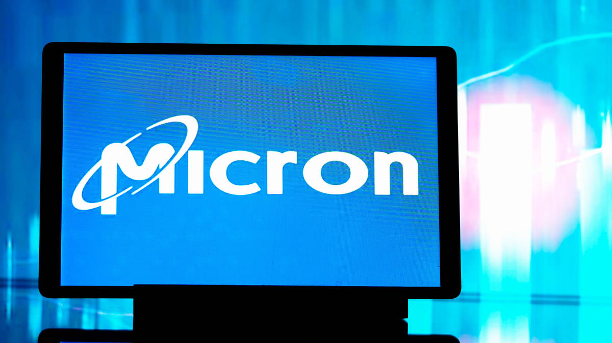 Micron price target raised at Stifel due to AI demand tailwinds