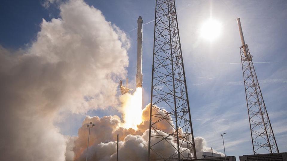 la cápsula de SpaceX Dragon