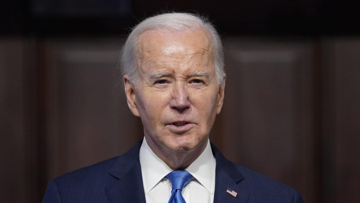 Biden approval rating drops: What it means for 2024 election