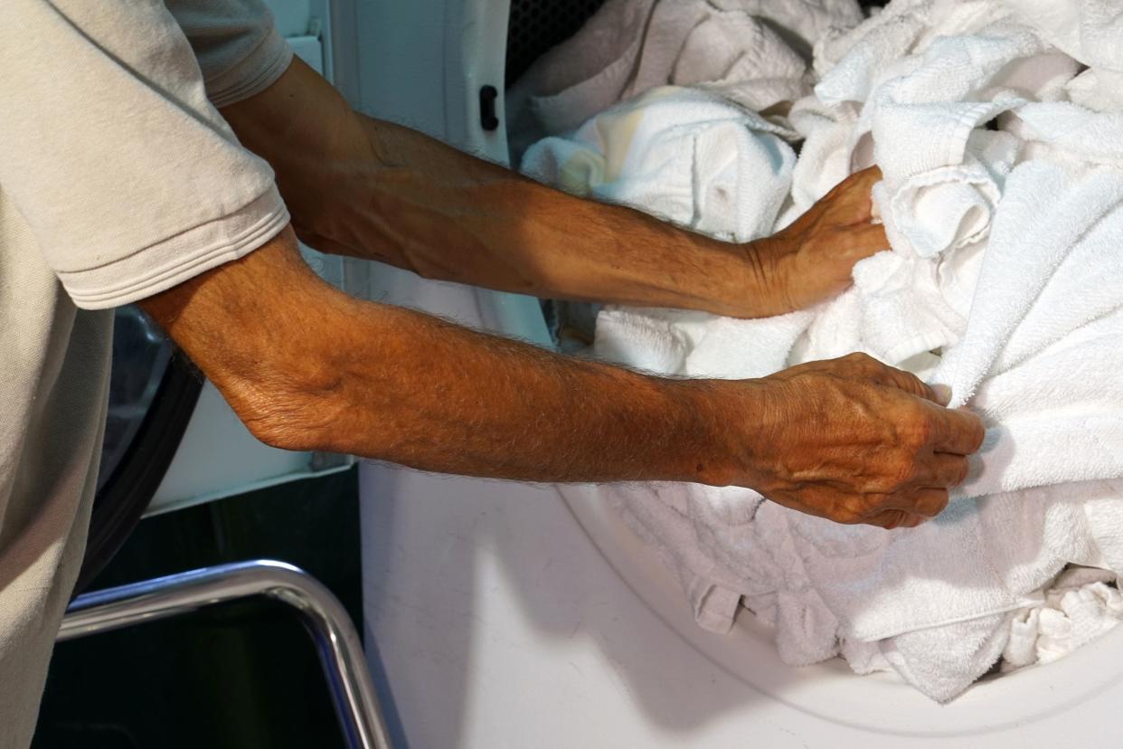 Hotel linen cleaning services