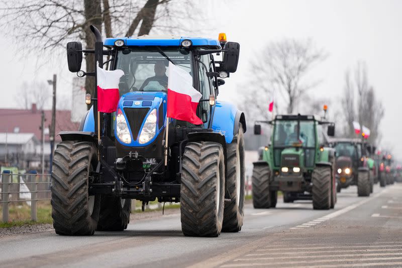 Polish farmers to block roads in countrywide protest