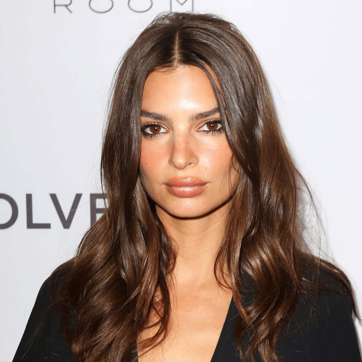 emily ratajkowski the daily front row