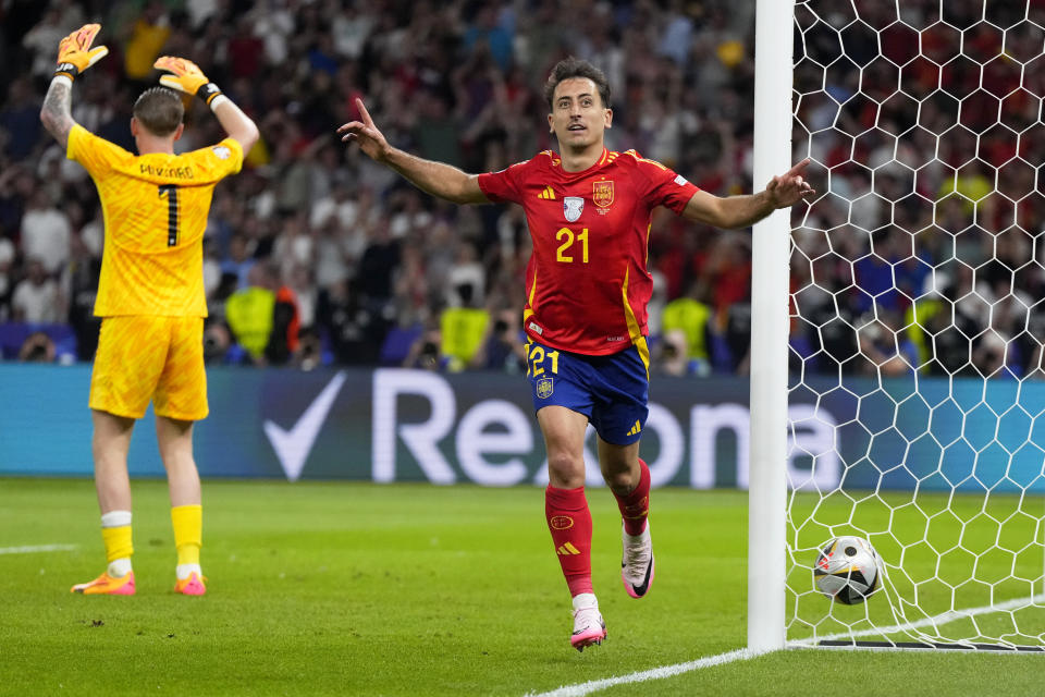 Spain's Mikel Oyarzabal celebrates after scoring his side's second goal during the final match between Spain and England at the Euro 2024 soccer tournament in Berlin, Germany, Sunday, July 14, 2024. (AP Photo/Manu Fernandez)