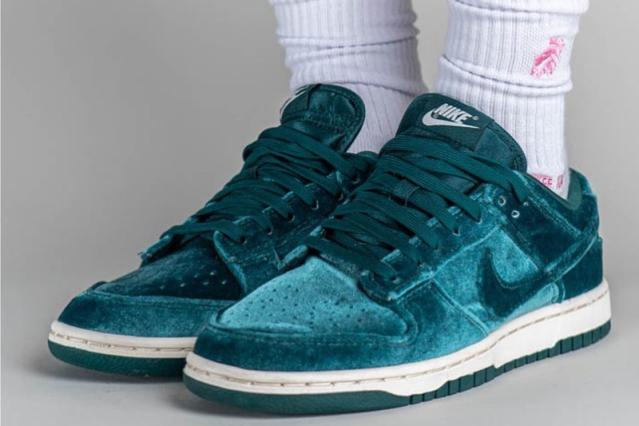 Nike Dunk Low To Arrive in a Cozy 