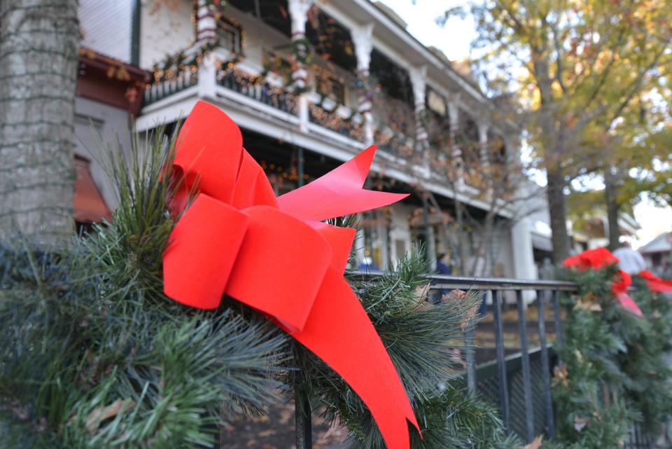 With its 1800s storefronts and great restaurants, Dahlonega is beautiful any time of the year but really sparkles during the Holiday Season. Bedecked in thousands of twinkling lights, a show-stopping two-story Christmas tree on the square and the annual Festival of Trees with brightly decorated Christmas trees on display outside in Hancock Park, the town looks and feels like a holiday wonderland.