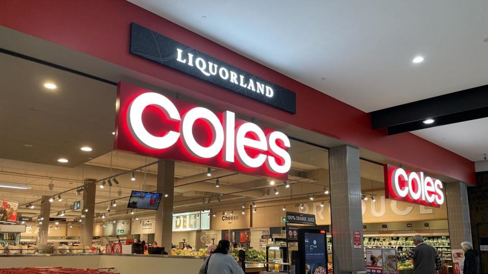 A leaked memo has revealed Coles is preparing to staff for the possibility of needing to go “cashless” for a short period of time.