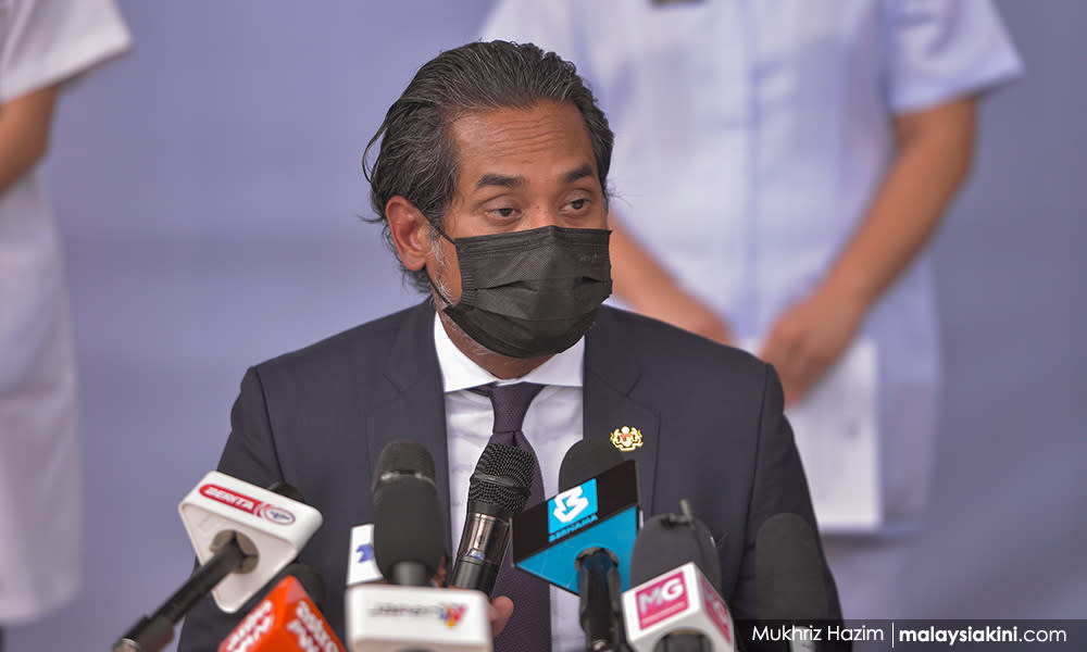 Khairy to skip Pfizer vaccine to prove a point