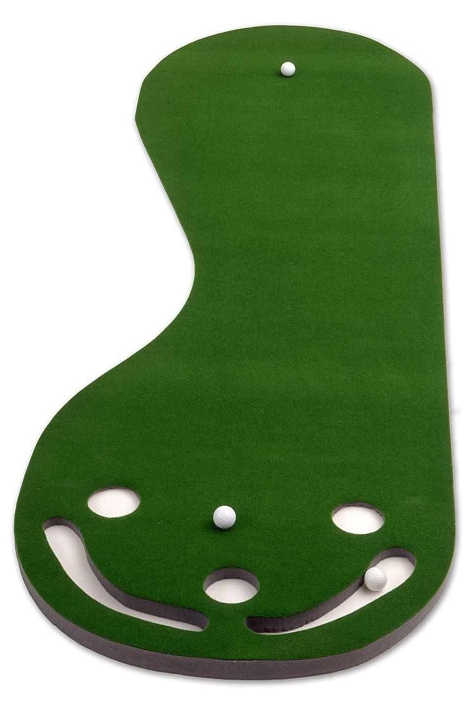 4) Grassroots Par Three Putting Green (9-feet x 3-feet)