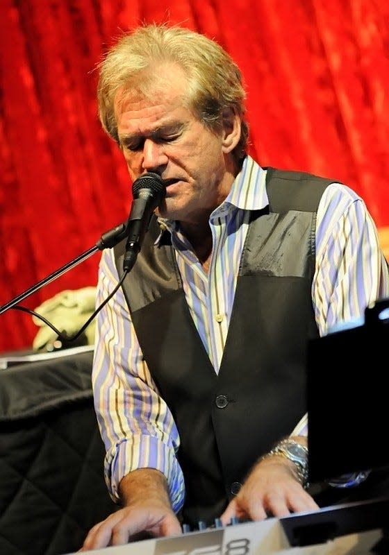 Bill Champlin sang lead on three of Chicago’s biggest hits in the 1980s: “Hard Habit to Break,” "Look Away" and "I Don't Wanna Live Without Your Love".