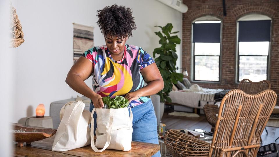 Shop for groceries with these credit cards, and you can clean up the rewards in aisle three.