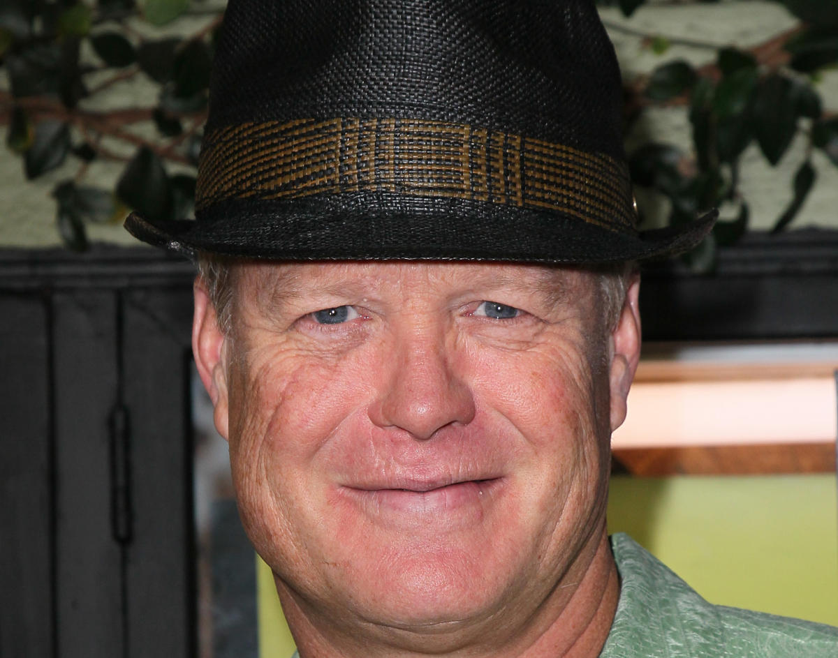 ‘Coach’ NBC Series Bill Fagerbakke To Return As Dauber Dybinski