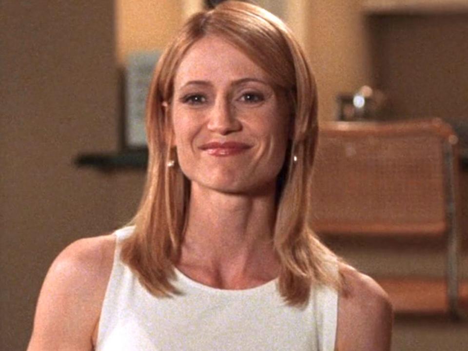 Kelly Rowan as Kirsten Cohen on season one of "The O.C."