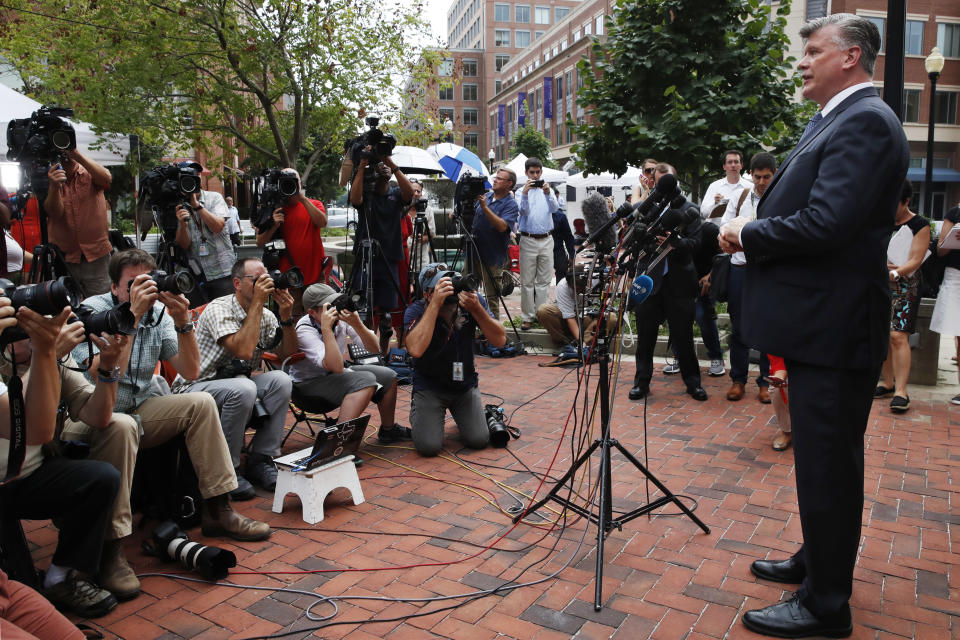 <p>Kevin Downing, with the defense team for Paul Manafort, speaks briefly to the media as he leaves federal court after jury deliberation finished for the day in the trial of the former Donald Trump campaign chairman, in Alexandria, Va., Friday, Aug. 17, 2018. (Photo: Jacquelyn Martin/AP) </p>