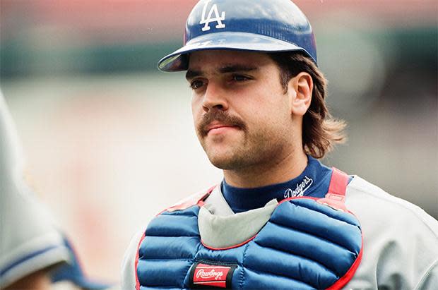 details-mike-piazza-mustache-2014-lead1.jpg