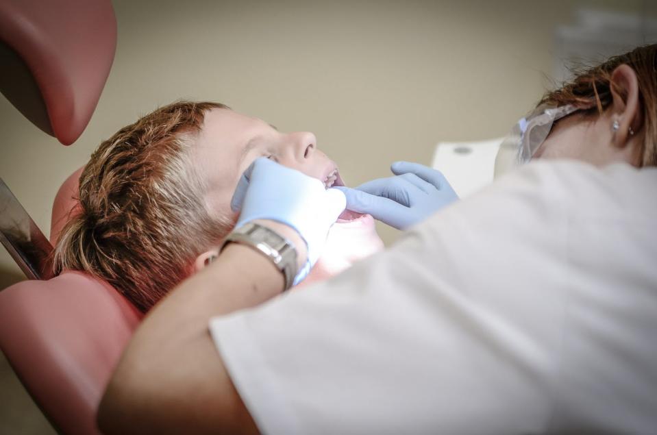 <span class="caption">In the years after the Second World War, some provinces began providing dental care to all children.</span> <span class="attribution"><span class="source">(Pixabay)</span></span>