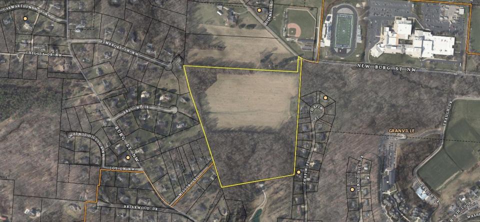 Denison University plans to build 60 units of faculty housing on a 31-acre field outlined in the center of the photo. The property is owned by the university and located west of Chapin Place and south of New Burg Street, just southwest of Granville High School.