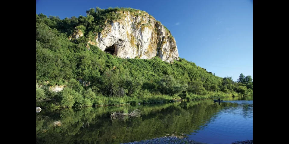 La cueva siberiana de Chagyrskaya, en Rusia, era el “lugar perfecto” para una familia neandertal, asegura Bence Viola. (Bence Viola)