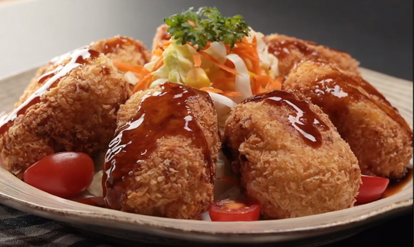 Chicken croquettes perfectly paired with tonkatsu sauce