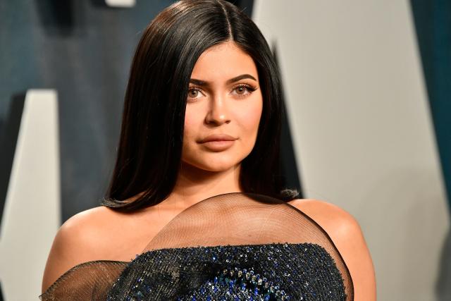 Kylie Jenner's Boobs Make a Comeback on Snapchat — and They're