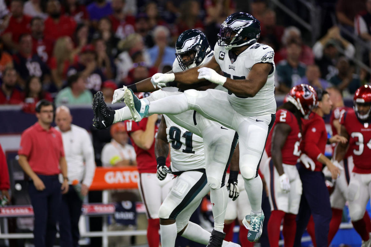 Philadelphia Eagles defensive tackle Javon Hargrave (97) in action against  the New York Giants during an NFL football game, Sunday, Jan. 8, 2023, in  Philadelphia. (AP Photo/Rich Schultz Stock Photo - Alamy