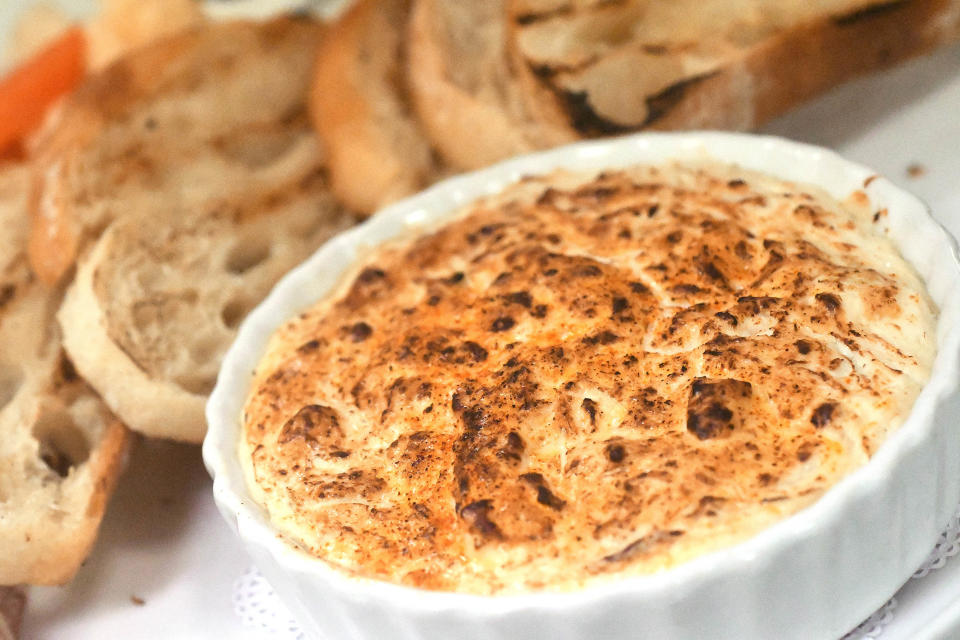 Warm lump deviled crab dip served at Chef Keith Rhodes restaurant Catch in Wilmington, N.C. Rhodes was nominated for a James Beard Award in 2023. KEN BLEVINS /STARNEWS