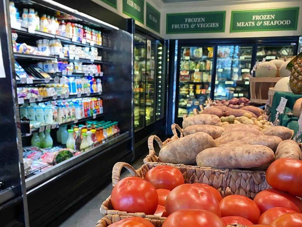 In addition to dining in, Reid’s Fine Foods has a variety of items available for pick up from its prepared foods case and butcher shop that make for a quick, hassle-free meal. Shown here is the SouthPark location.