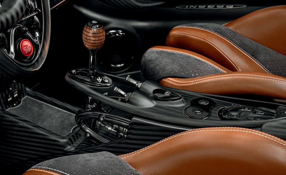 See Photos of the New Pagani Huayra BC Roadster