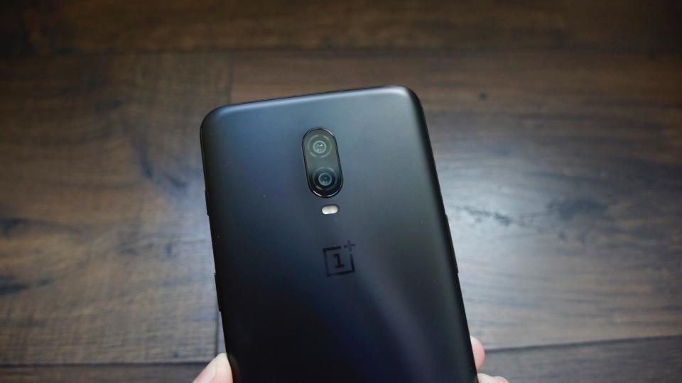 La doble cámara trasera del OnePlus 6T – Alexandra Guerrero