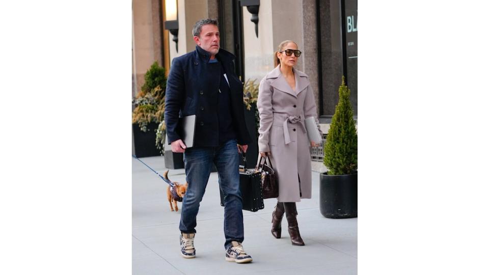 Ben Affleck and Jennifer Lopez on New York City street