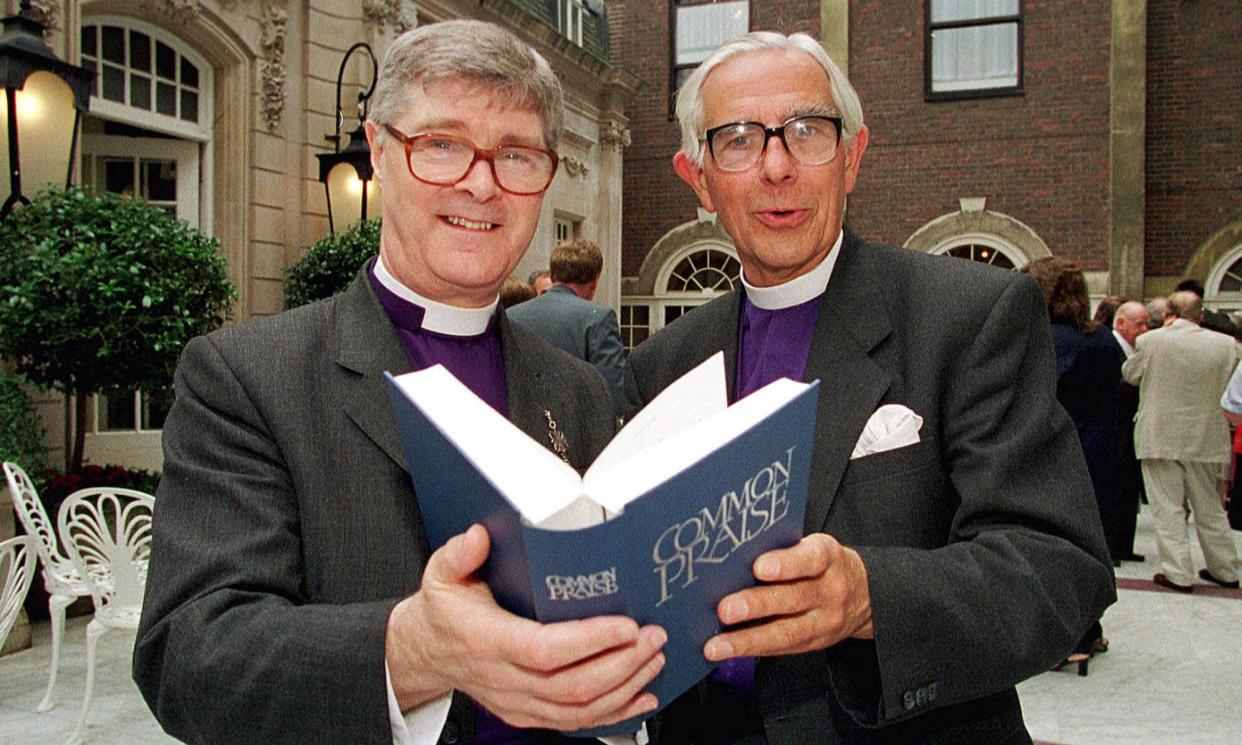 <span>Timothy Dudley-Smith, right, with the Rev Charles Robertson and the church’s revised hymnal, launched in 2000.</span><span>Photograph: Richard Watt/AP</span>