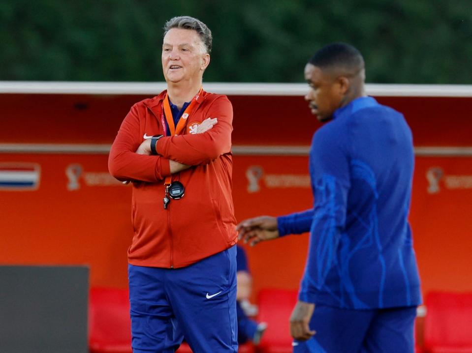 Netherlands coach Louis van Gaal during training (REUTERS)