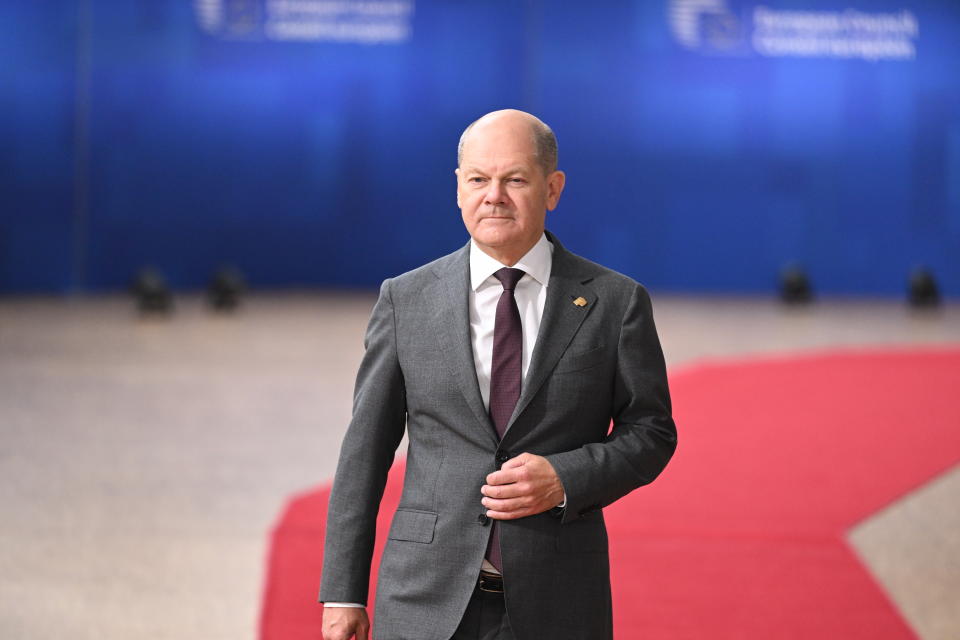 Olaf Scholz in Brüssel (Bild:  Dursun Aydemir/Anadolu Agency via Getty Images)