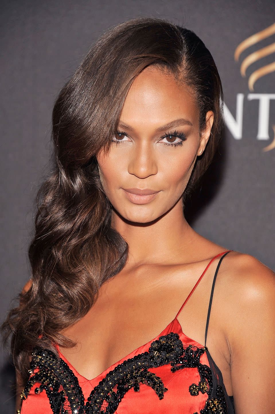 13) Long hairstyles: side-swept waves