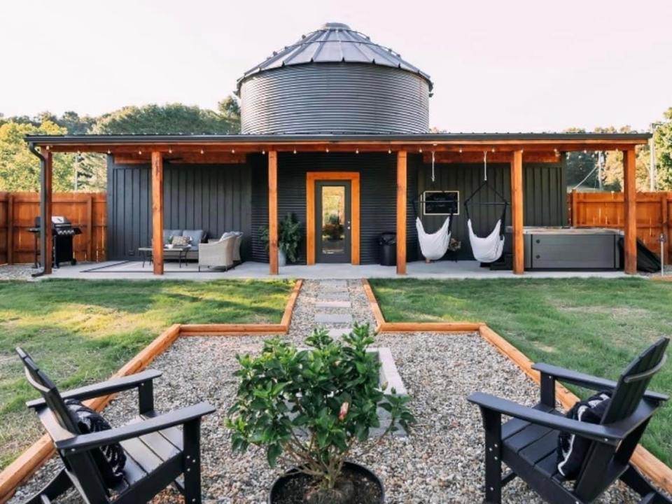 Matt and Shelley Carter transformed a grain silo into a tiny home.