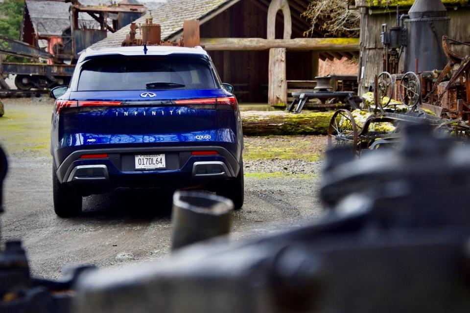 2023 Infiniti QX60 Sensory AWD rear