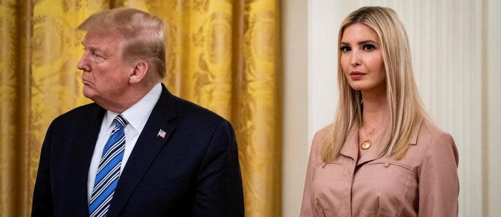 Depuis son échec à la dernière présidentielle américaine, Donald Trump ressasserait sa défaite, ce qui aurait pour effet d'éloigner son entourage, dont sa fille.
