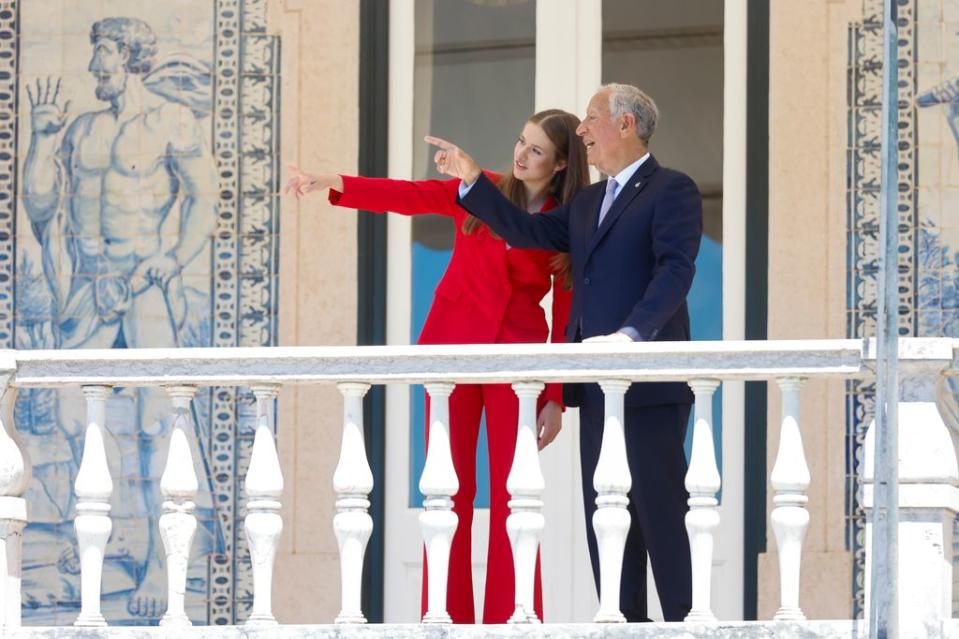 La Princesa de Asturias, junto al presidente de la República Portuguesa, Marcelo Rebelo de Sousa, en el Palacio de Belém