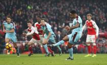 <p>Gray equalises in injury time for Burnley </p>