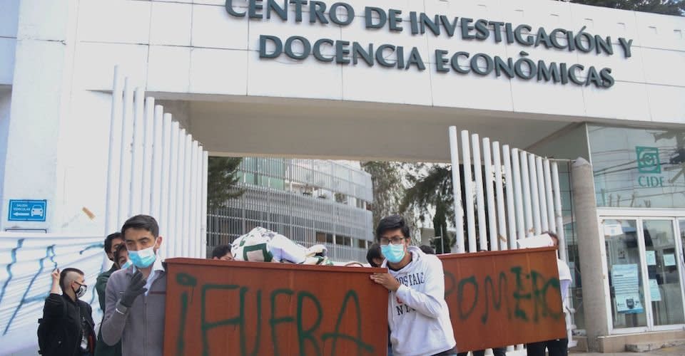 CIDE Bloqueo Oficinas.jpg