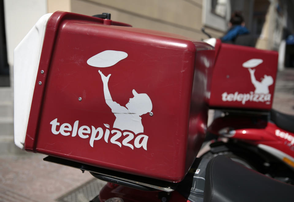 Se queja porque en un restaurante de Telepizza no quisieron esperar a que él acabase su pizza para cerrar y su protesta y la respuesta de la compañía encienden las redes. (Foto: REUTERS/Andrea Comas)