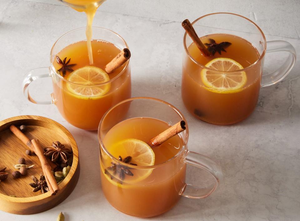 18 Zero-Proof Christmas Mocktails That Are 100% Delicious