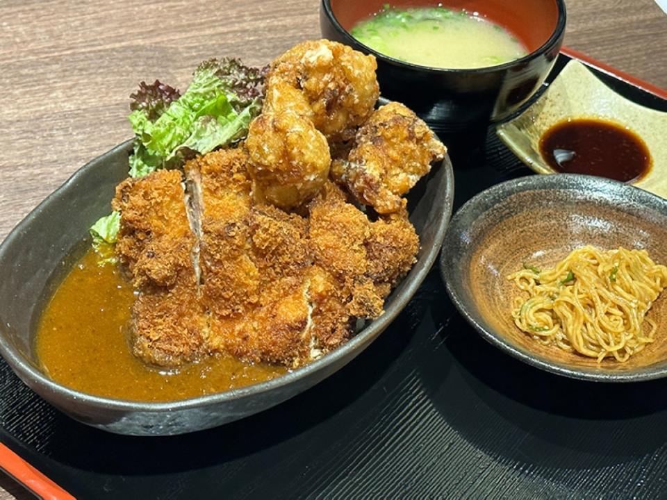 From October 9 onwards, they will serve the full menu that includes their Tokyo Stamina Curry with chicken 'katsu' and chicken 'karaage'