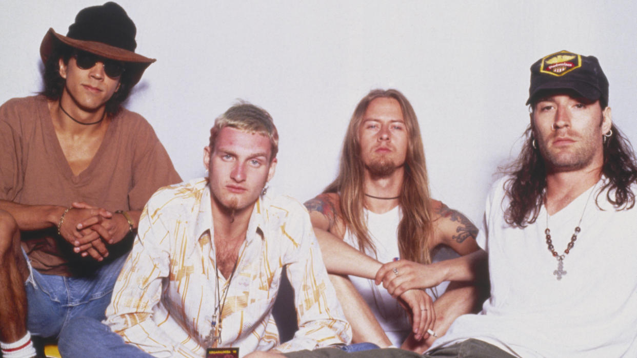  Alice In Chains in the 90s 