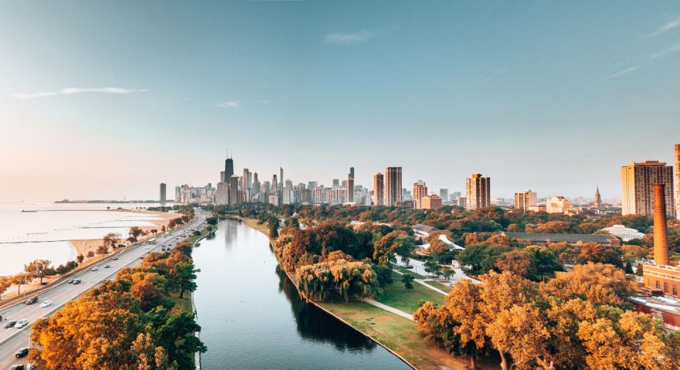 best honeymoon destinations us chicago skyline from the park