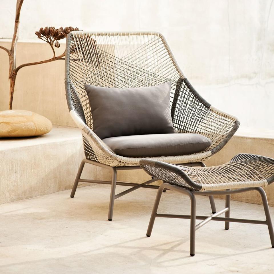 <p><a href="https://go.redirectingat.com?id=74968X1596630&url=https%3A%2F%2Fwww.westelm.com%2Fproducts%2Fhuron-chair-h019&sref=https%3A%2F%2Fwww.esquire.com%2Flifestyle%2Fg39829711%2Fbest-outdoor-lounge-chairs%2F" rel="nofollow noopener" target="_blank" data-ylk="slk:Shop Now;elm:context_link;itc:0;sec:content-canvas" class="link ">Shop Now</a></p><p>Huron Large Outdoor Lounge Chair & Cushion</p><p>westelm.com</p><p>$799.00</p>