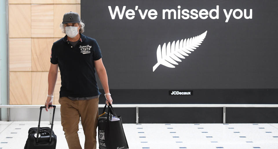 Passengers from New Zealand arrive at Sydney International Airport in Sydney, Friday, October 16, 2020. Australiaâ€™s border rules have been relaxed as the country establishes a trans-Tasman travel bubble with New Zealand. Source: AAP