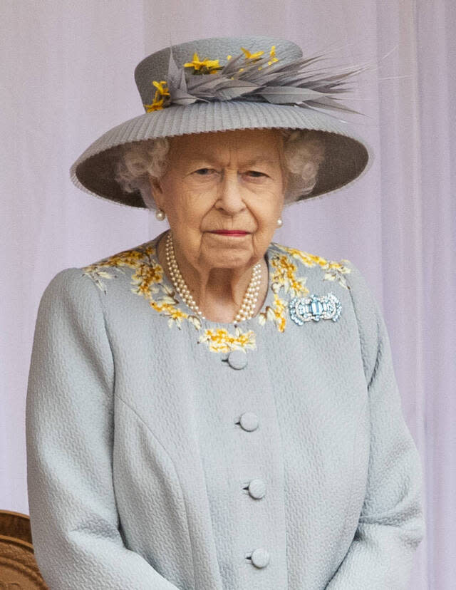 Die siegreichen Engländerinnen bekamen indes Lob von höchster Stelle. "Ihr Erfolg geht weit über den Titel hinaus", lobte die Queen ihre Lionesses.