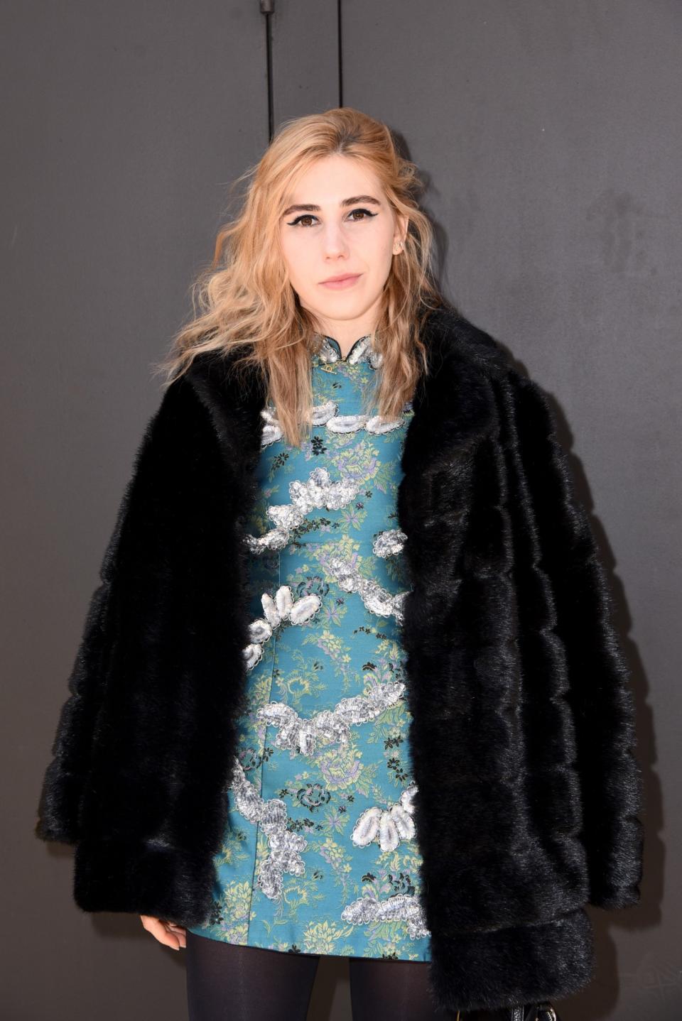 ‘Girls’ star Zosia Mamet wears a colorful Asian-inspired look for the Marc Jacobs Fall/Winter 2017 show