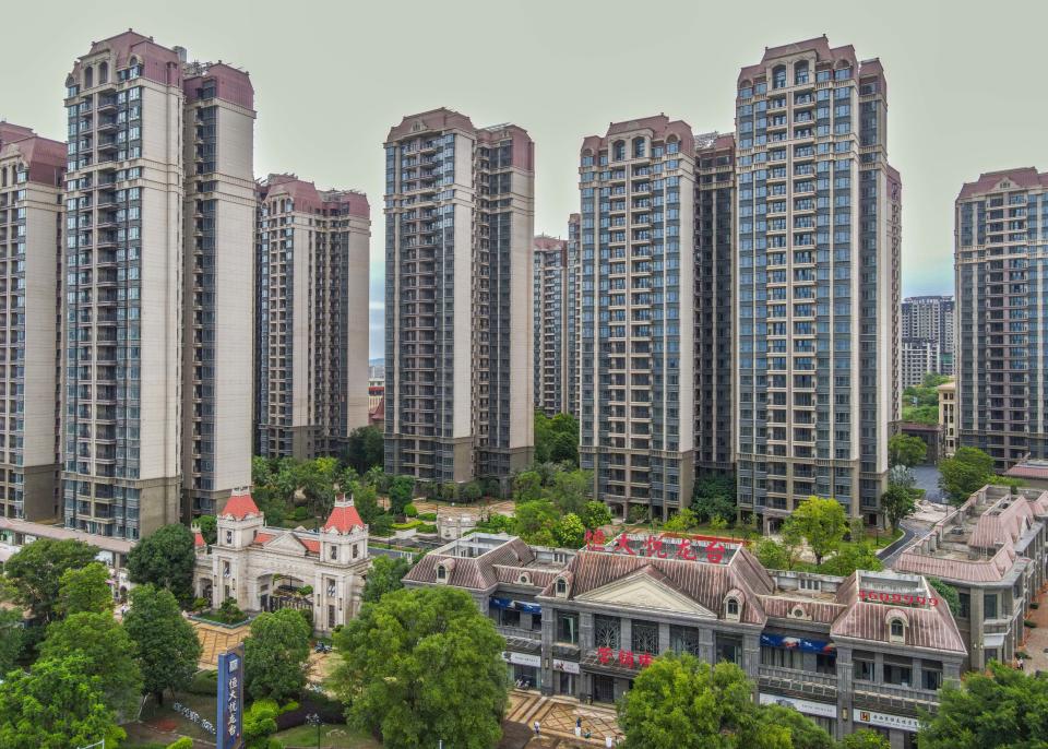 Immobilienprojekt von Evergrande in China. Der Konzern ist in eine Schieflage geraten und wurde zum Symbol für Chinas Wirtschaftskrise.  - Copyright: Costfoto/NurPhoto via Getty Images